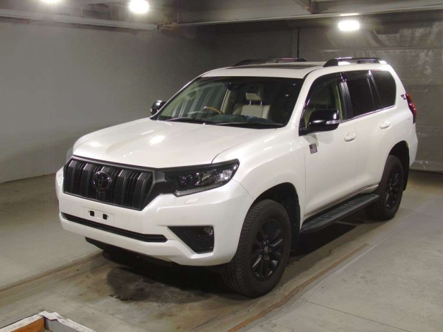 TOYOTA LAND CRUISER PRADO 2023