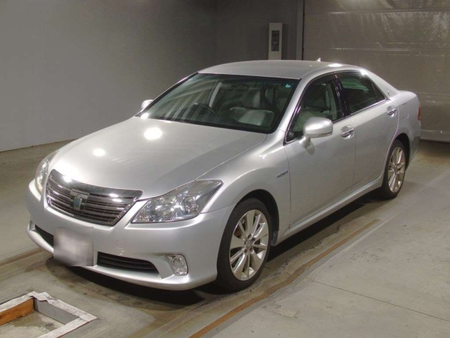 TOYOTA CROWN 2010