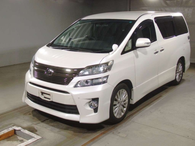 TOYOTA VELLFIRE 2014