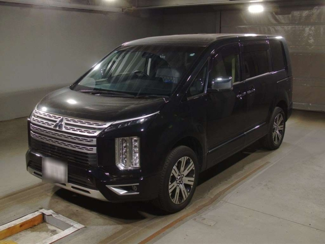 MITSUBISHI DELICA D5