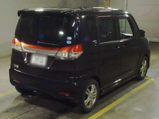 MITSUBISHI DELICA D2 2014