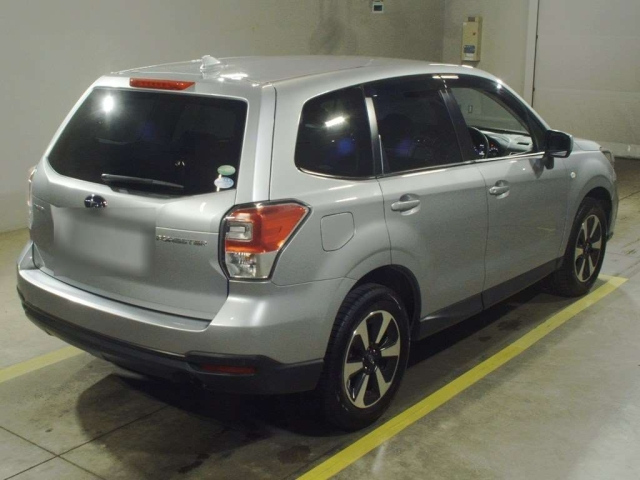 SUBARU FORESTER 2018