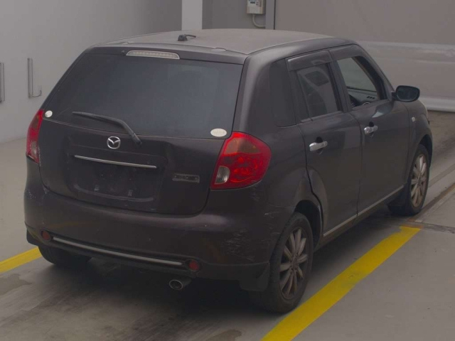 MAZDA VERISA 2012