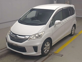 HONDA FREED 2015