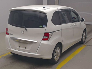 HONDA FREED 2015