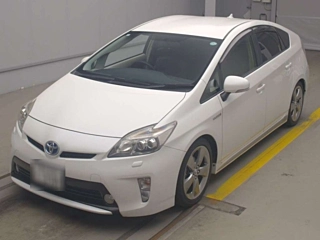 TOYOTA PRIUS 2013
