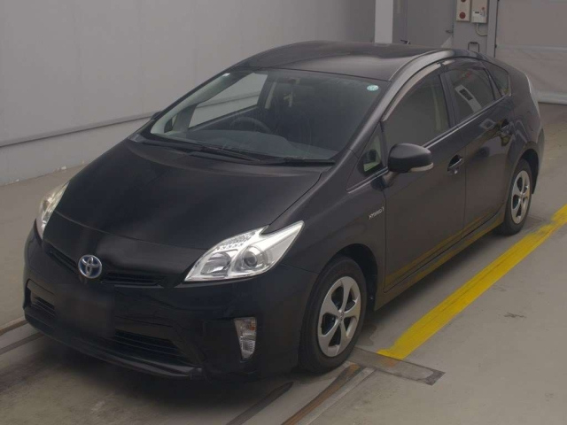 TOYOTA PRIUS 2015