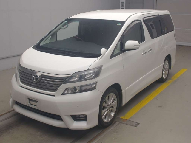 TOYOTA VELLFIRE 2010