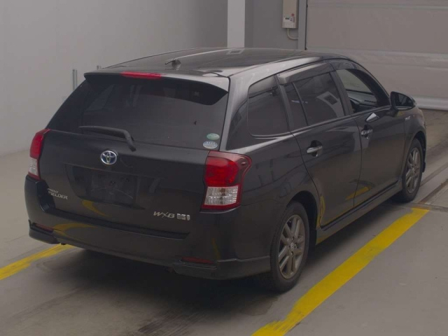 TOYOTA COROLLA FIELDER 2015