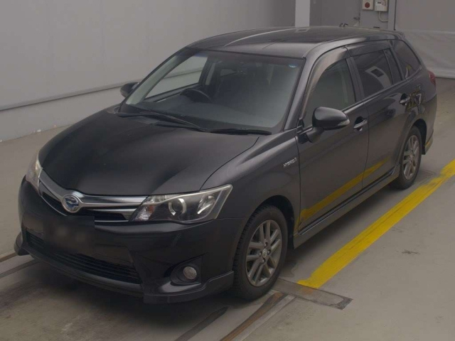 TOYOTA COROLLA FIELDER 2015