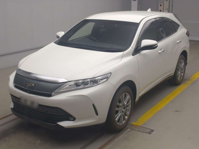 TOYOTA HARRIER 2020