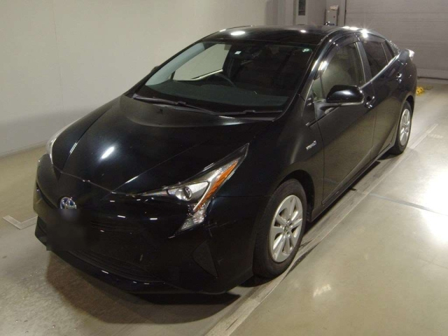 TOYOTA PRIUS 2016