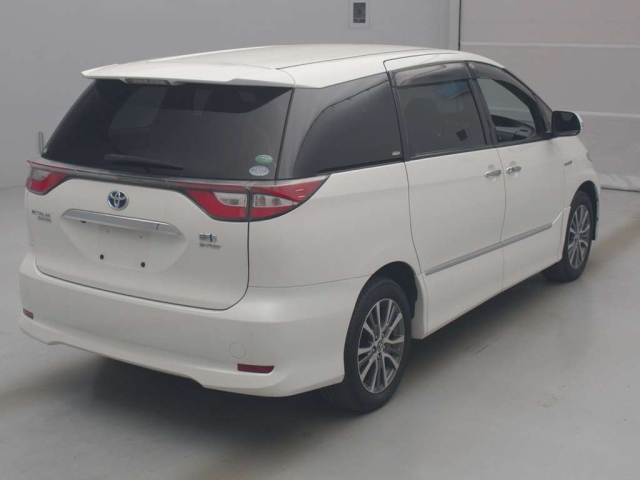 TOYOTA ESTIMA HYBRID 2017