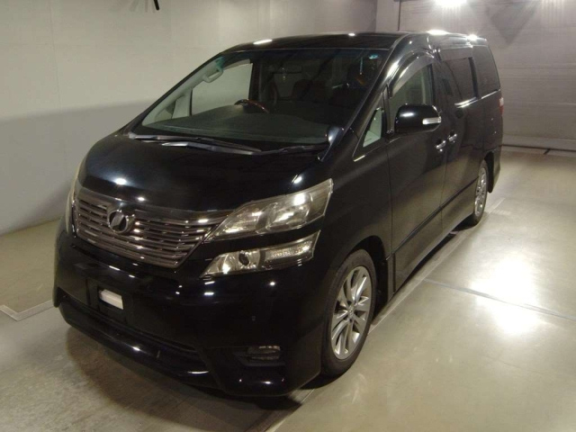 TOYOTA VELLFIRE 2010