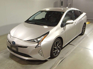 TOYOTA PRIUS 2016