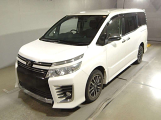 TOYOTA VOXY 2015
