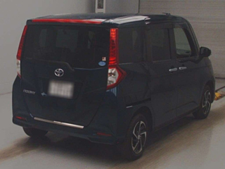 TOYOTA ROOMY 2021