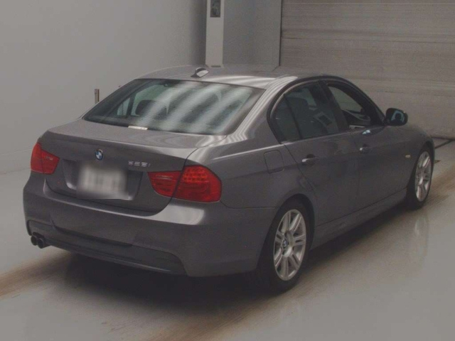 BMW 3 SERIES 2009