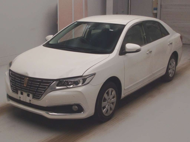 TOYOTA PREMIO 2020