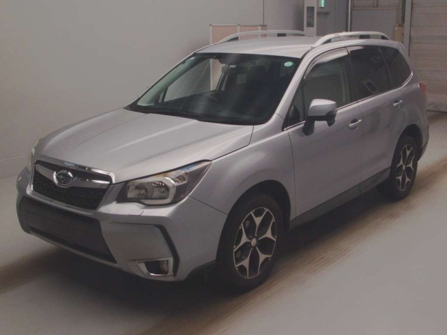 SUBARU FORESTER 2015