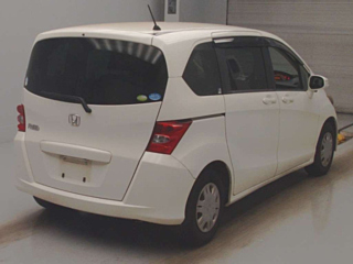 HONDA FREED 2010