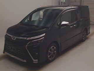 TOYOTA VOXY 2019
