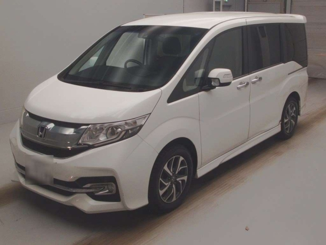 HONDA STEP WAGON 2016