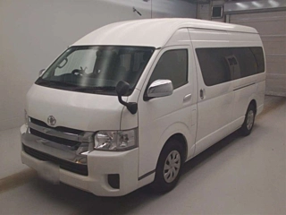 TOYOTA HIACE 2017