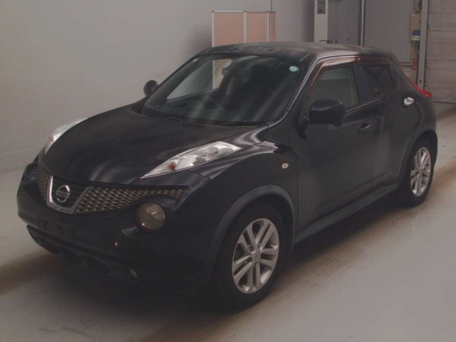 NISSAN JUKE 2011