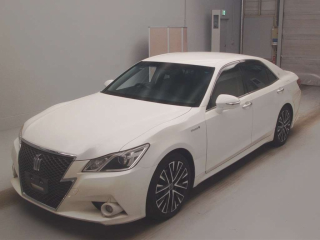 TOYOTA CROWN 2013