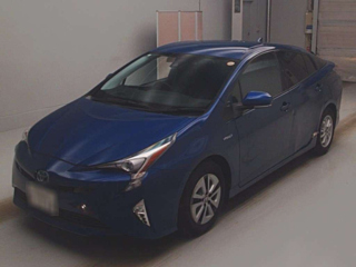 TOYOTA PRIUS 2016
