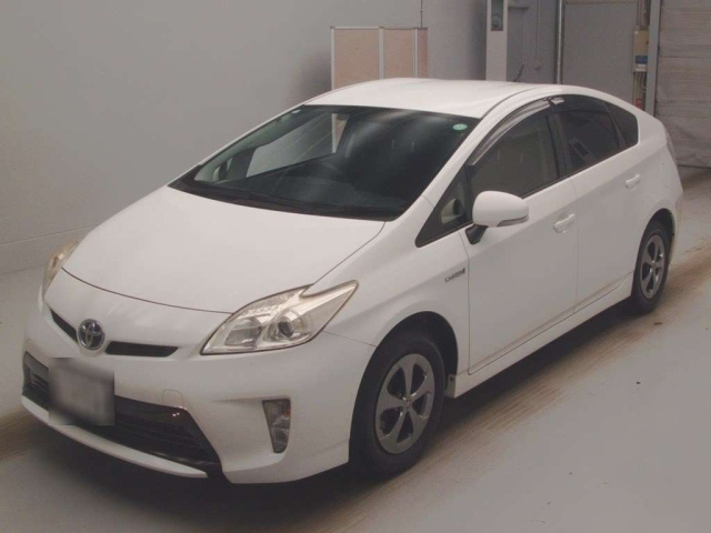 TOYOTA PRIUS 2015