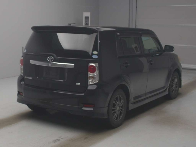 TOYOTA COROLLA RUMION 2012
