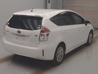 TOYOTA PRIUS ALPHA 2020