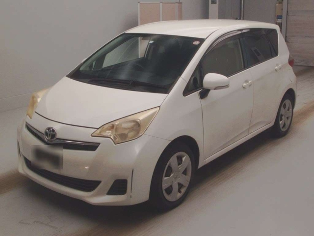 TOYOTA RACTIS 2012