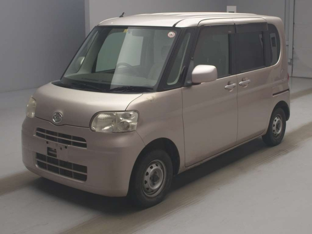 DAIHATSU TANTO 2008