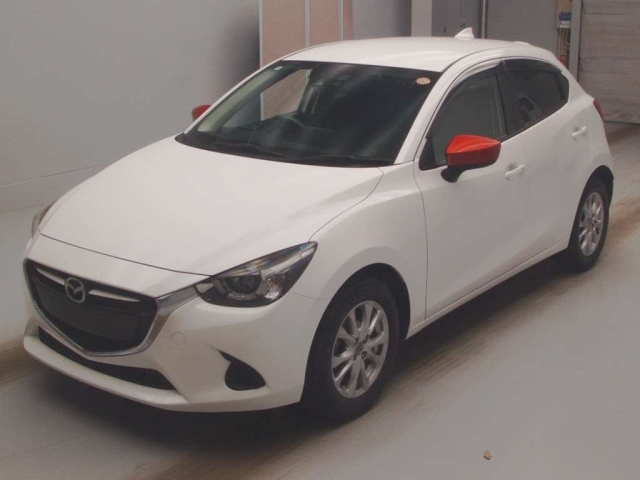 MAZDA DEMIO 2016