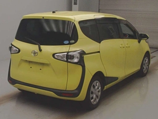 TOYOTA SIENTA 2016