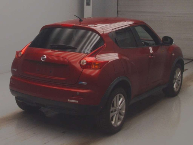 NISSAN JUKE 2012