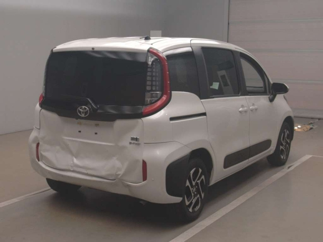 TOYOTA SIENTA 2023