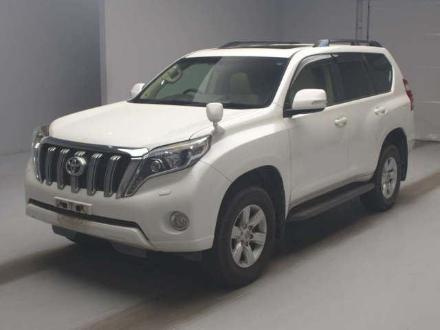 TOYOTA LAND CRUISER PRADO 2016