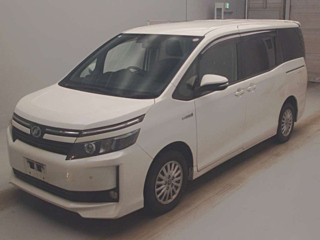 TOYOTA VOXY 2014