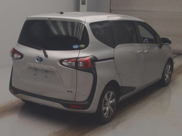 TOYOTA SIENTA 2018