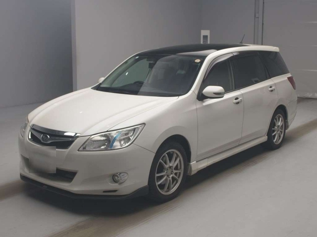 SUBARU EXIGA 2011