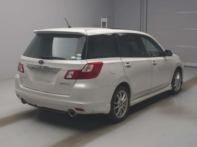 SUBARU EXIGA 2011