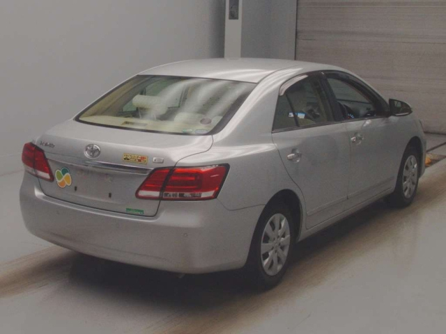 TOYOTA PREMIO 2017