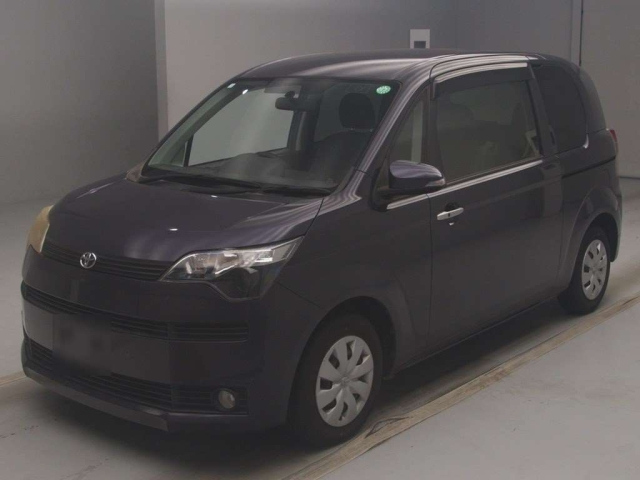 TOYOTA SPADE 2012