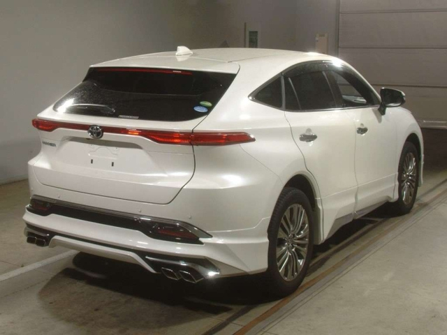TOYOTA HARRIER 2020