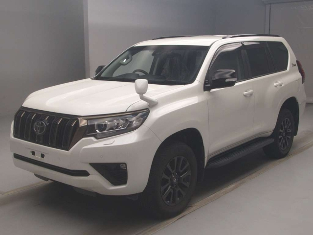 TOYOTA LAND CRUISER PRADO 2022