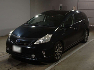 TOYOTA PRIUS ALPHA 2014